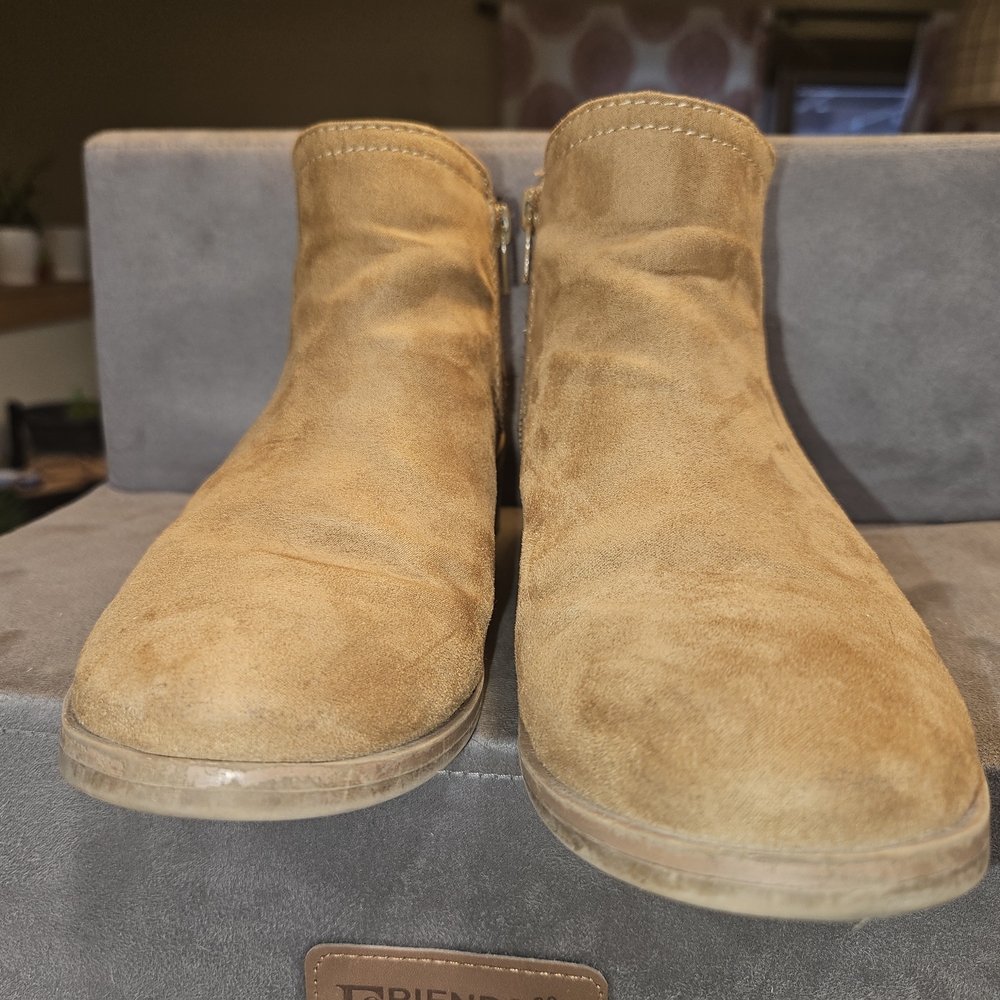 Time and Tru Light Brown Ankle Booties - Picture 2 of 9